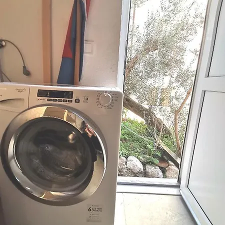 10-1 Bedroom Apt/terrace Apartment