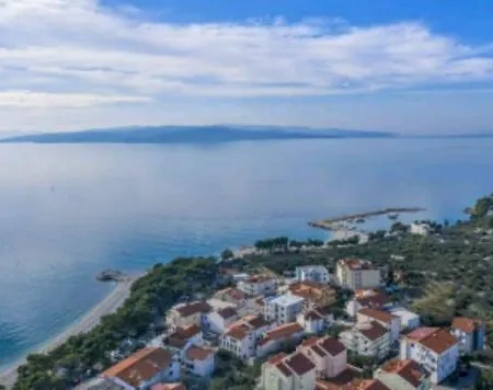 Apartment 10-1 Bedroom Apt/terrace *